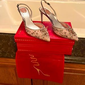 Rene Caovilla. Slingback heel. Color: Grey Pink Lace/Lamb Pearls. Size: 40